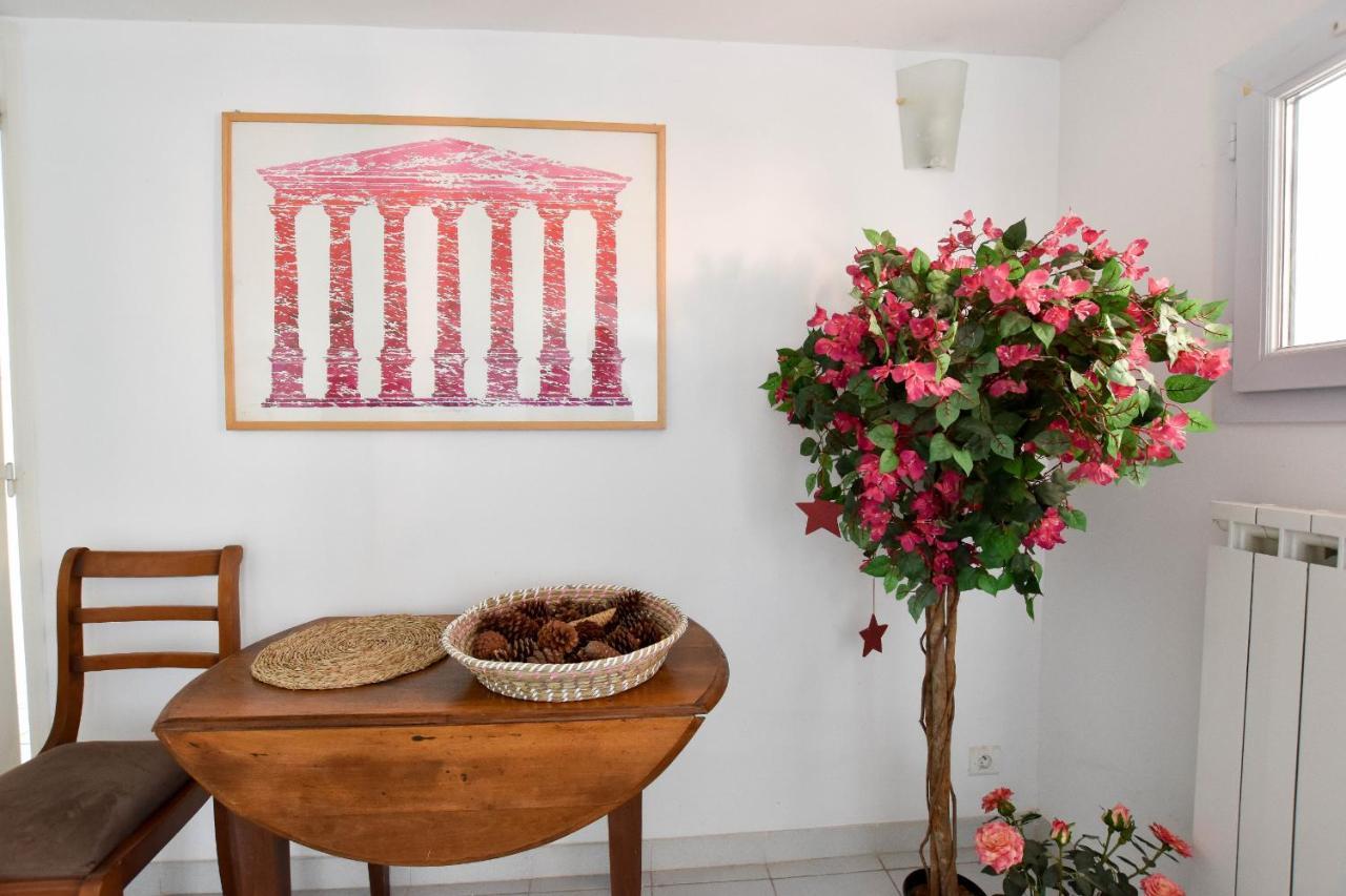 Moulin Rose, Parking - Jardin Apartment Арл Екстериор снимка